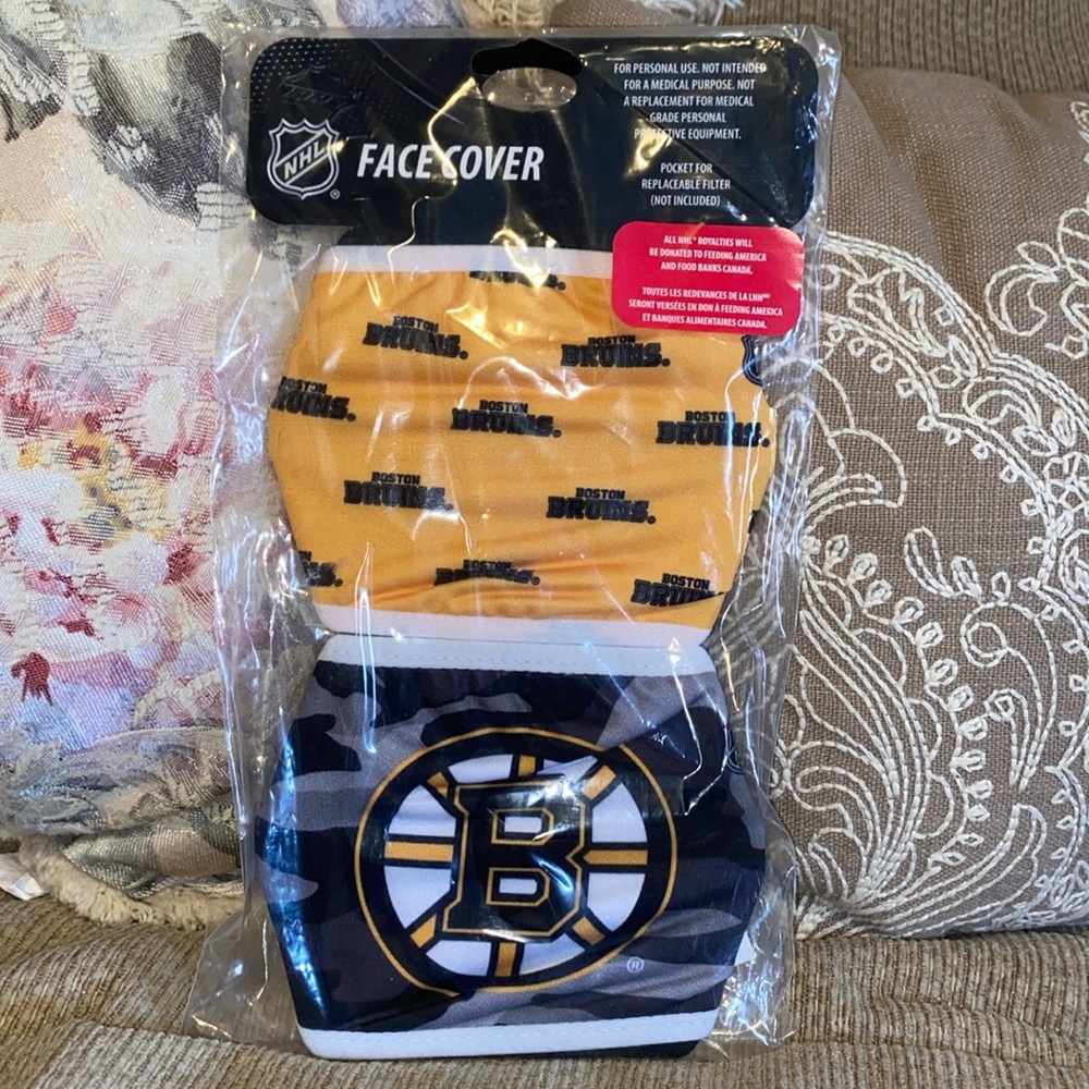 💛🖤💛NWT NHL Face Cover Set of Two w/Filter Replacement